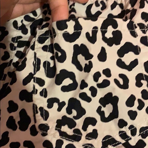 Leopard print shorts (Girls) - Picture 5 of 8